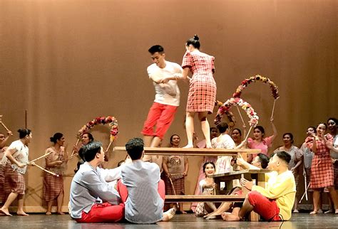 folk performing arts in the philippines